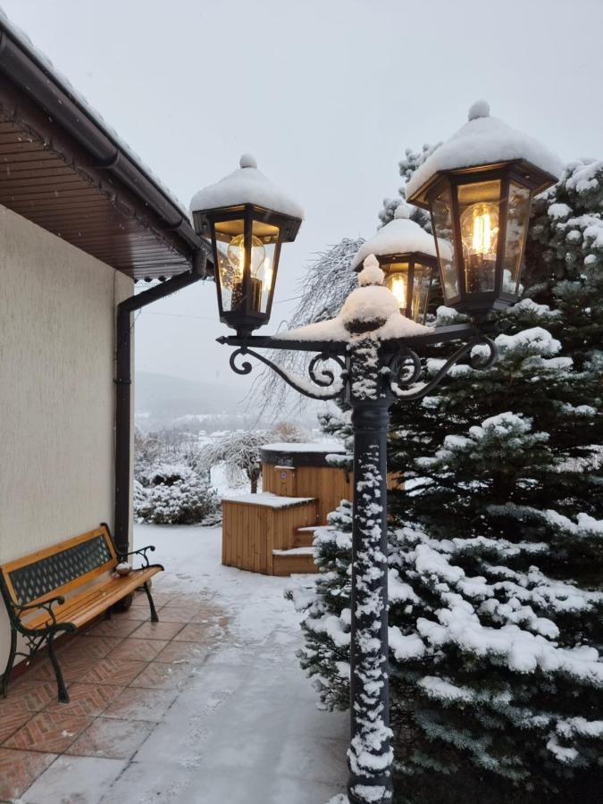 Вілла Naszjestwasz Gorki Male  Екстер'єр фото