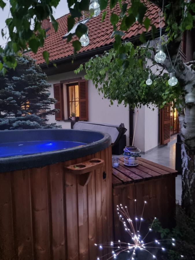 Вілла Naszjestwasz Gorki Male  Екстер'єр фото